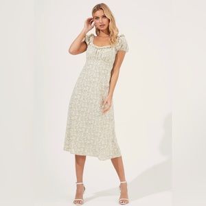 ASTR DAISY FLORAL DRESS SAGE GRN SIZE SMALL